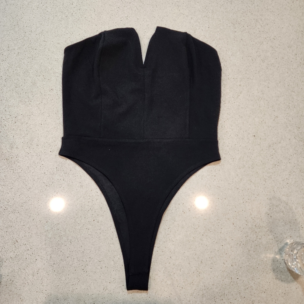 V Wire Crepe Black Bosdysuit Large Timing